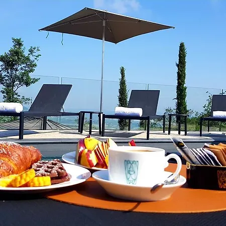 Hotel La Ribezza Boutique (adults Only) Monforte dʼAlba