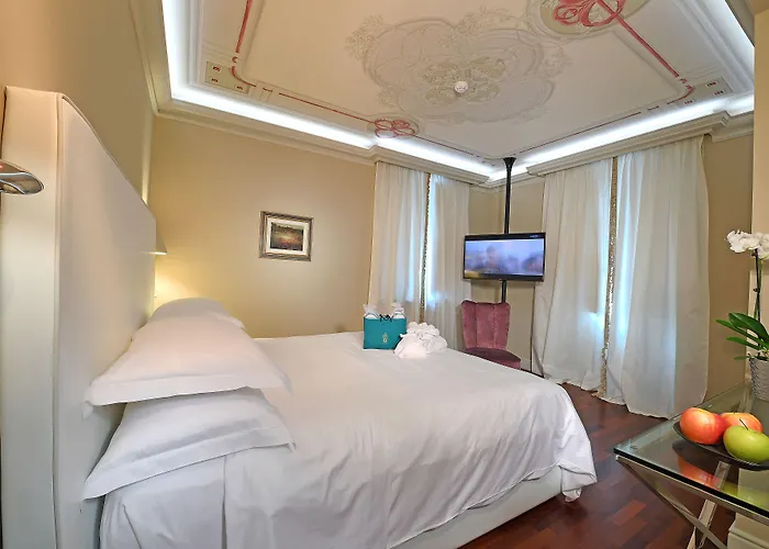 Hotel La Ribezza Boutique Monforte dʼAlba