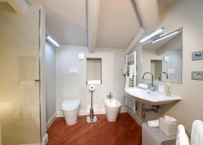 Hotel La Ribezza Boutique Monforte dʼAlba