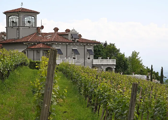 Hotel La Ribezza Boutique Monforte dʼAlba