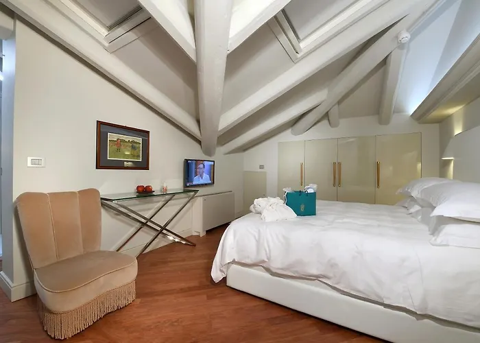 La Ribezza Boutique 5* Monforte dʼAlba